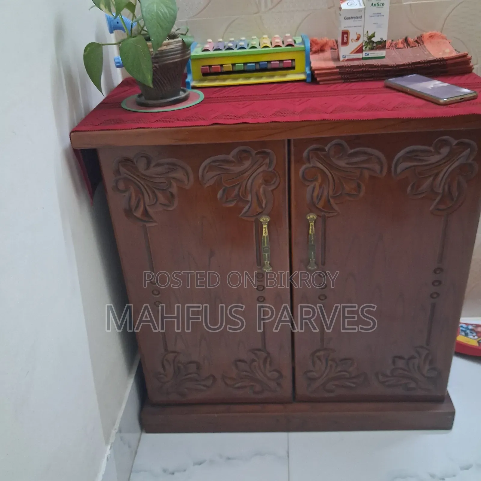 সু ক্যাবিনেট
