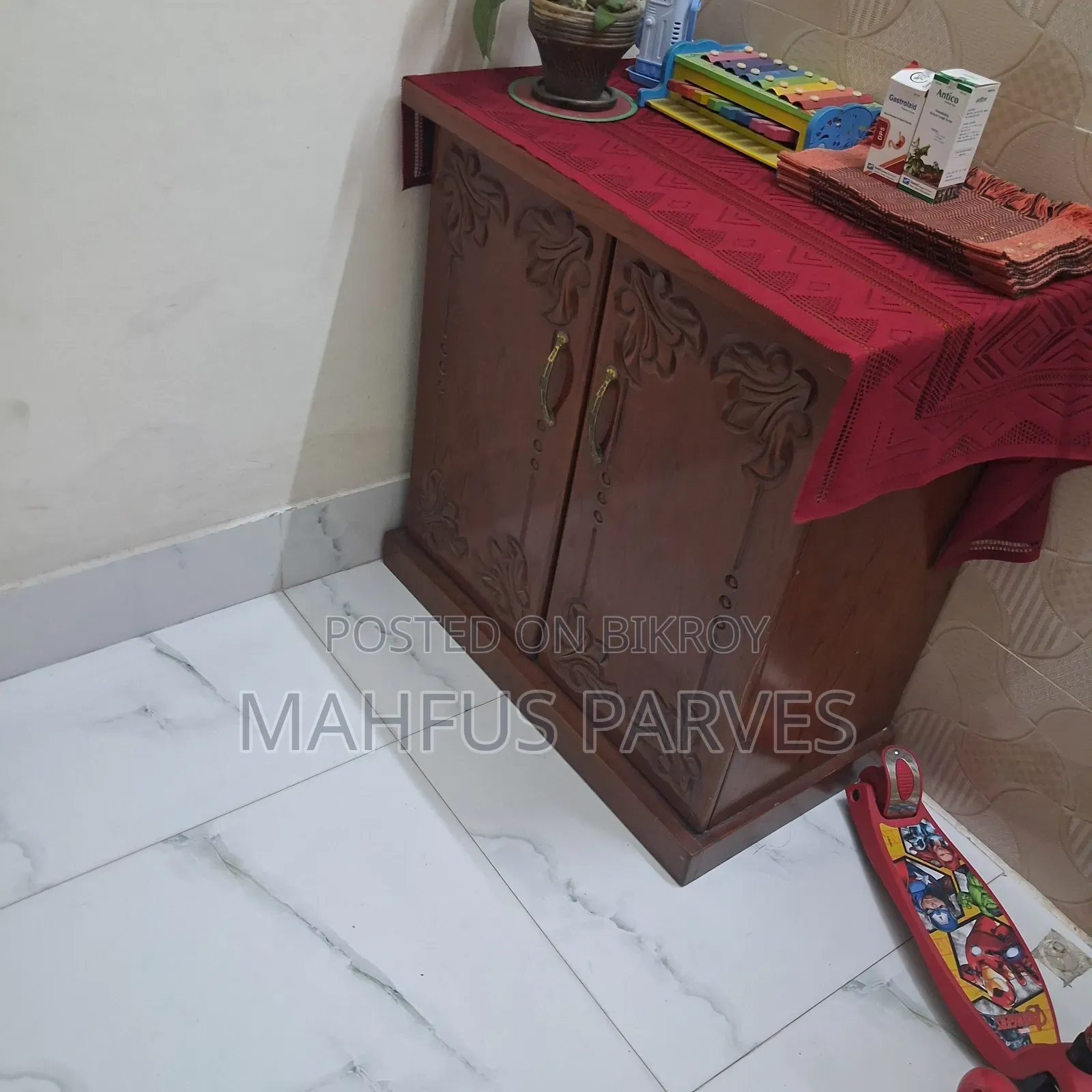 সু ক্যাবিনেট