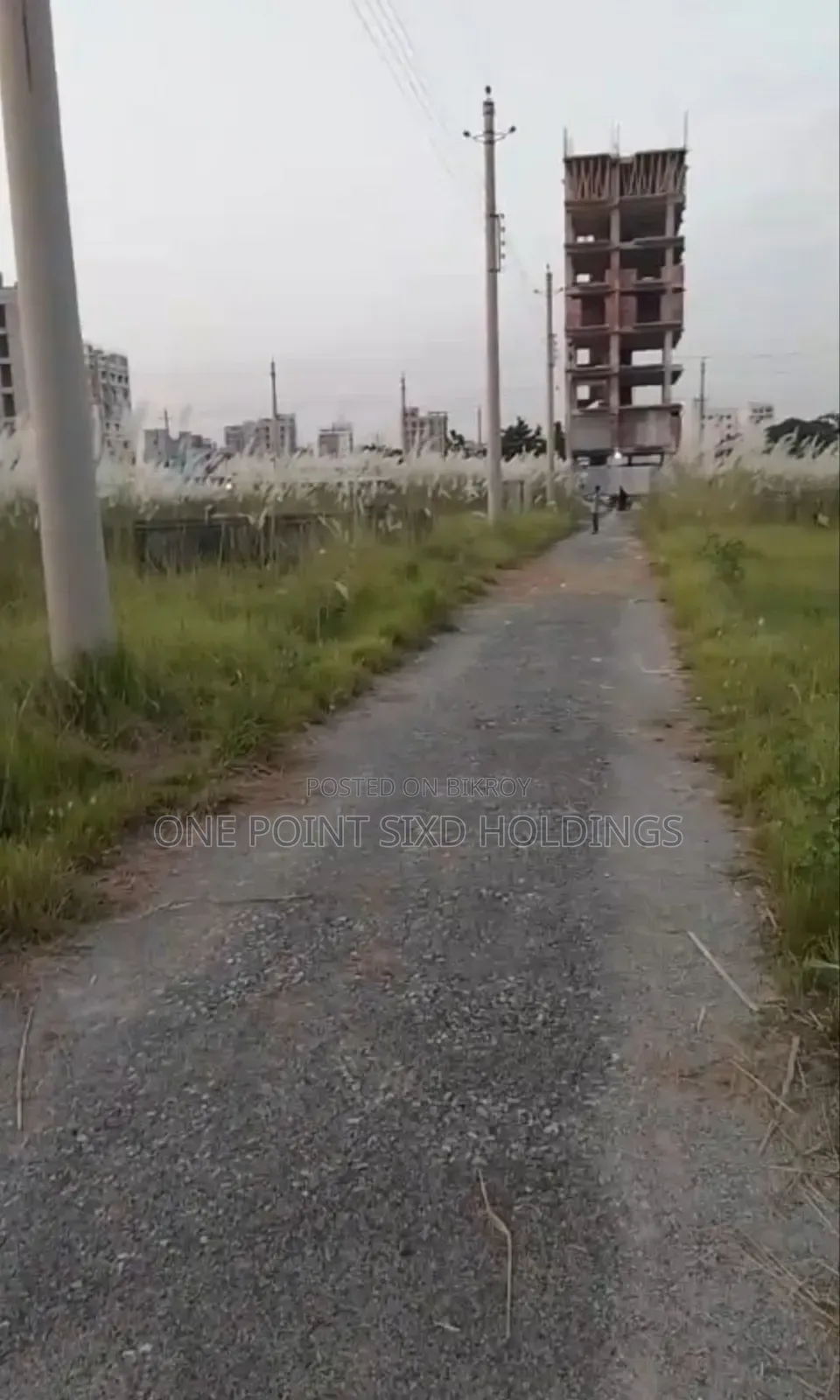 উত্তরা ৩য় পর্বে ৪ বেডরুমের অ্যাপার্টমেন্ট বিক্রয়ের জন্য