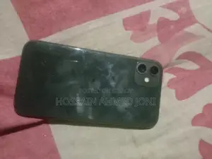 iPhone 128 GB Black