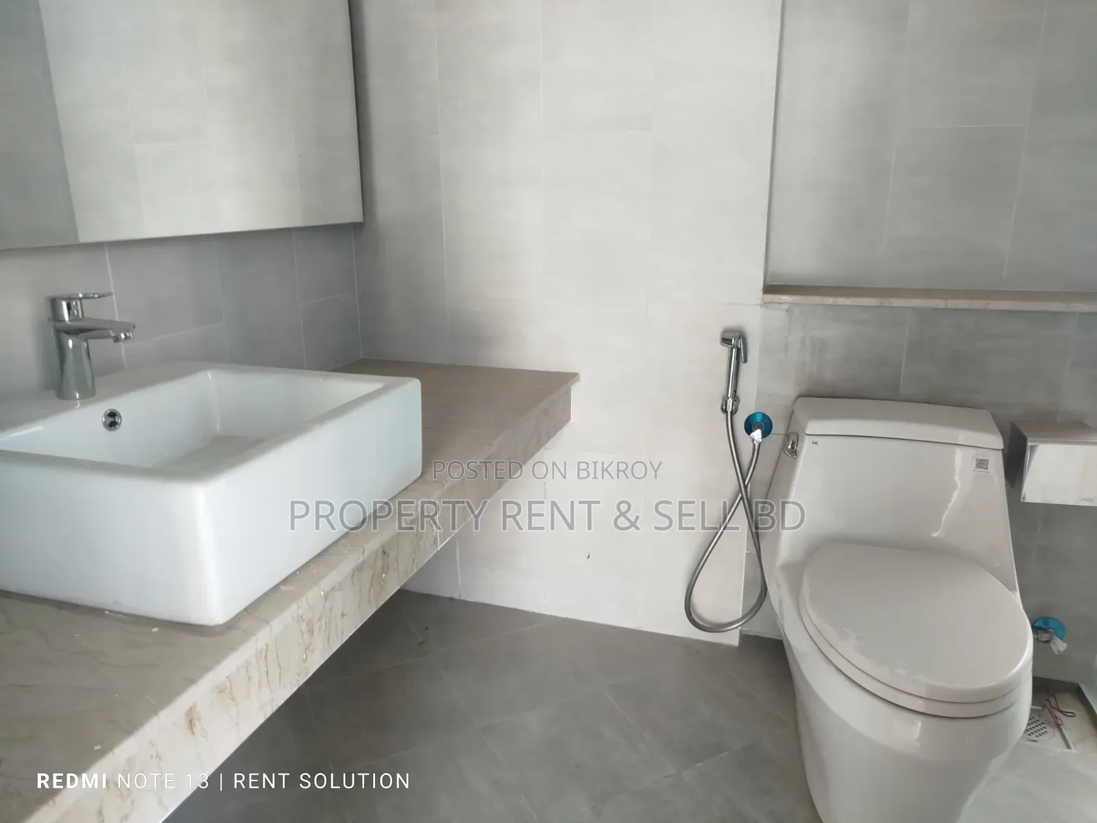গুলশানে ৪ বেডরুমের অ্যাপার্টমেন্ট বিক্রয়