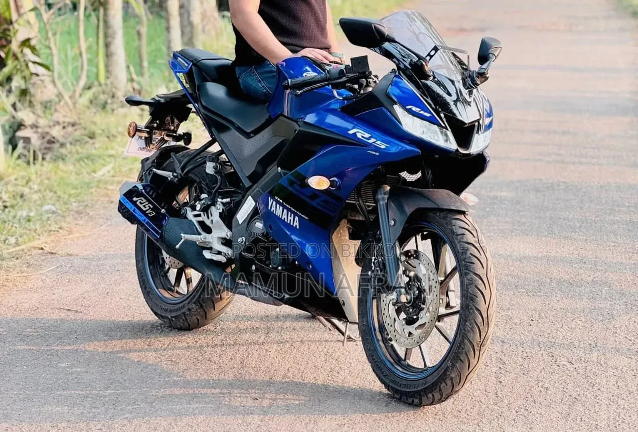 নিউ ইয়ামাহা আর১৫ ভি৩ ২০২৪ ব্লু