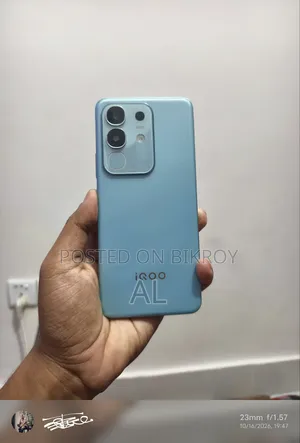 iQOO Z10x 128 GB Blue