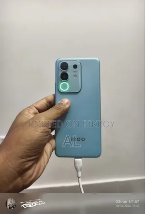 iQOO Z10x 128 GB Blue