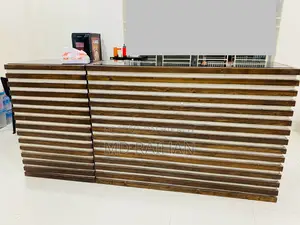কাউন্টার টেবিল (ক্যাশ রেস্তোরাঁ)