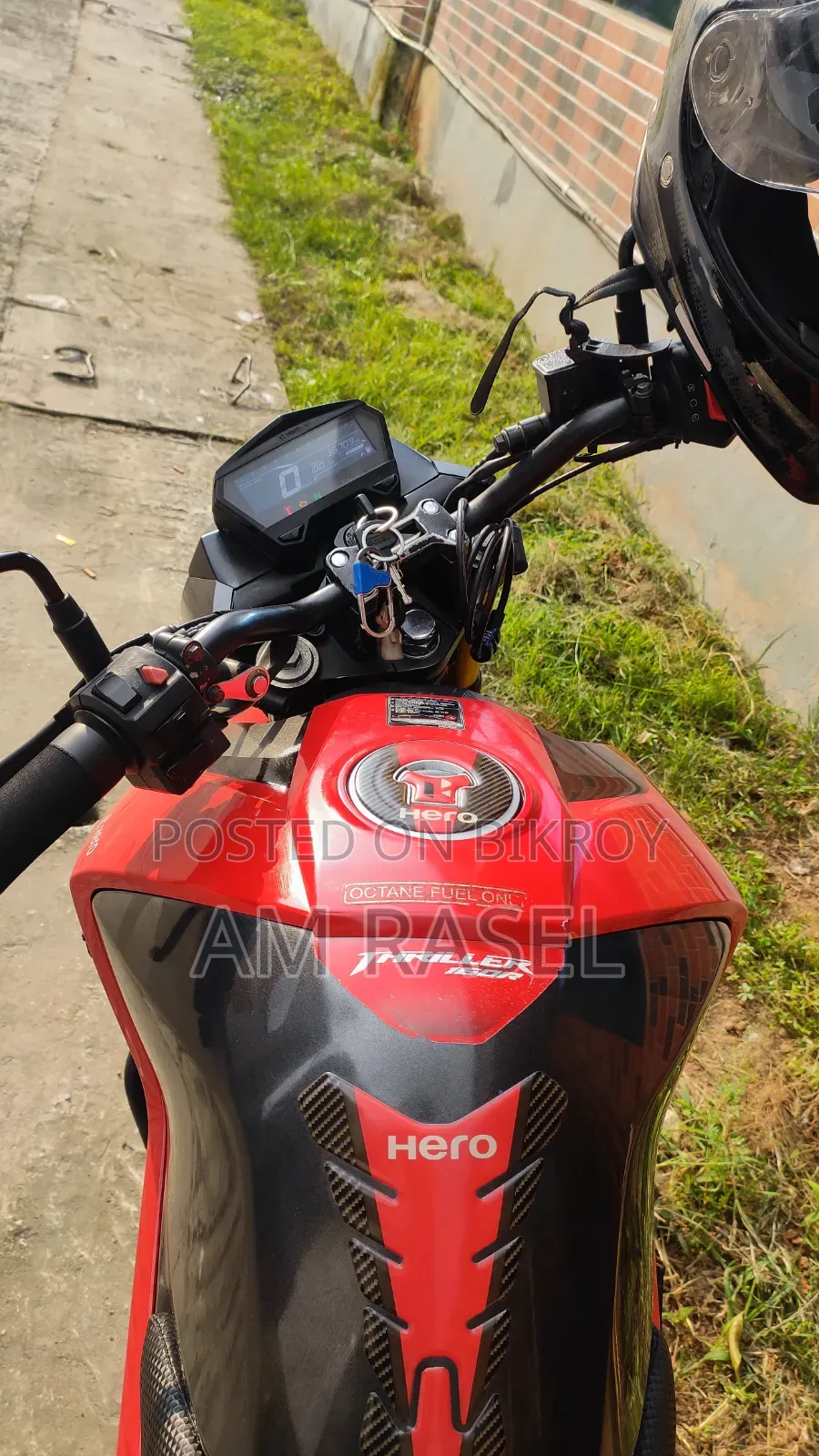 Hero Thriller 160R 2021 Red