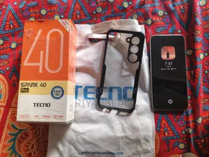 Tecno Spark 40 Pro 128 GB Bronze