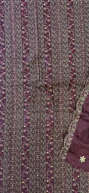 Royale Zariyah— Red/ Deep Wine