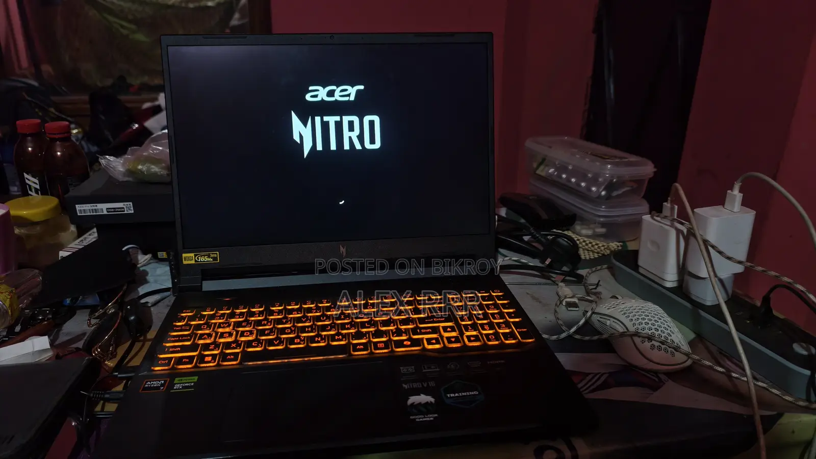Laptop Acer Nitro V 16 AI 16GB AMD Ryzen 7 SSD 512GB