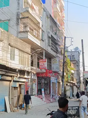 ভাড়ার জন্য ১৩০০ বর্গফুট।