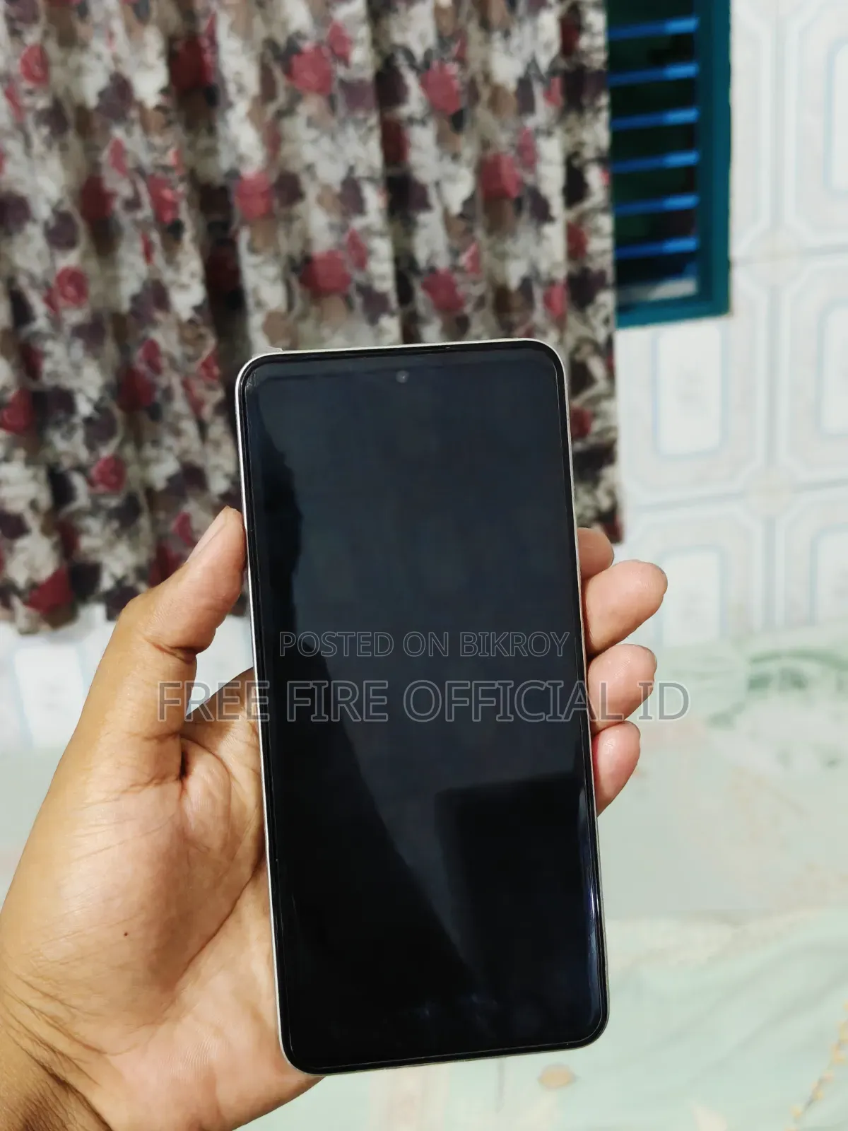Realme P4 Pro 128 GB Silver