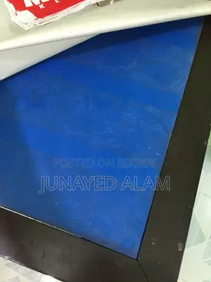স্টাডি টেবিল