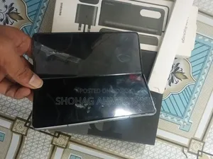 Samsung Galaxy Z Fold4 256 GB Gray