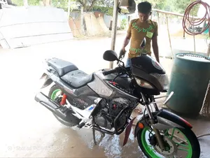 মোটরসাইকেল ২০১৪ ব্ল্যাক