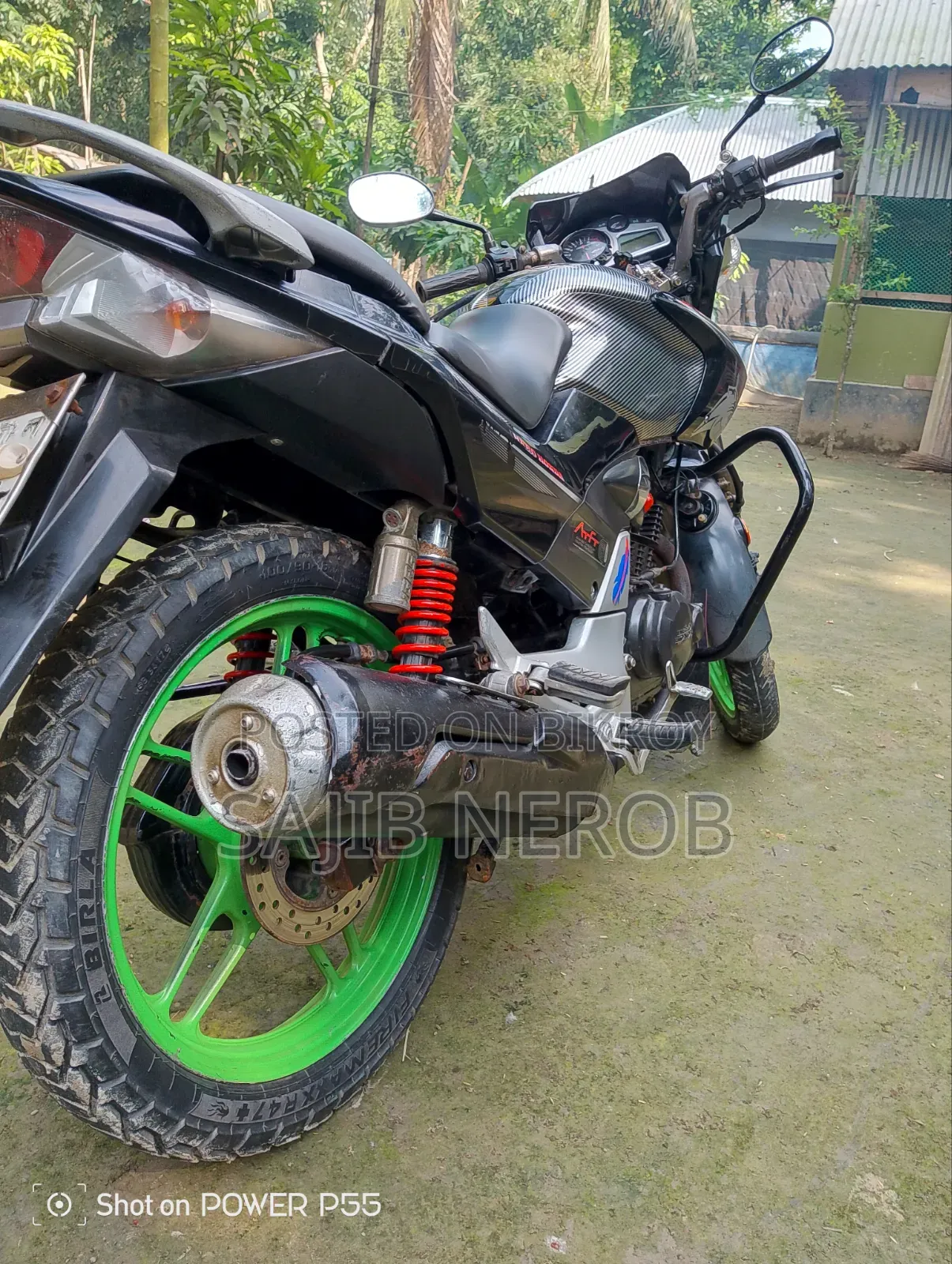 মোটরসাইকেল ২০১৪ ব্ল্যাক