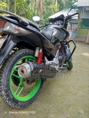 মোটরসাইকেল ২০১৪ ব্ল্যাক