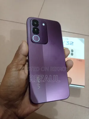 নতুন ভিভো ওয়াই৩২ ১২৮ জিবি রেড