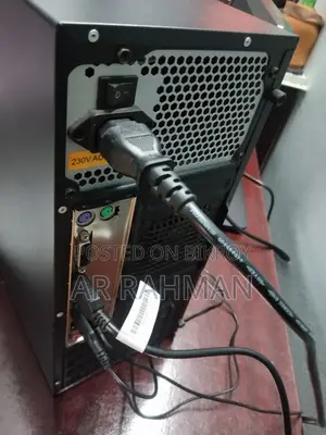 Desktop Computer Lenovo 16GB AMD Ryzen SSD 256GB