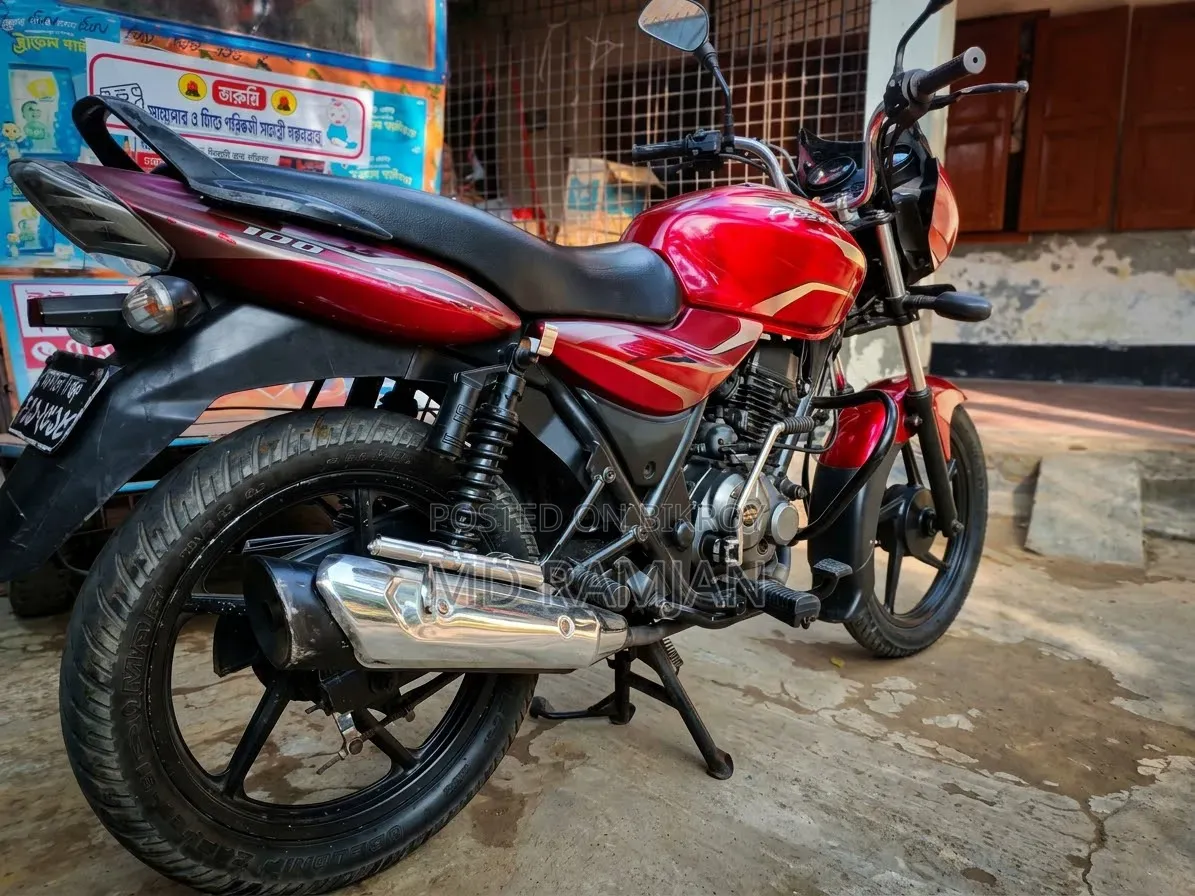 Bajaj Discover 100 2015 Red