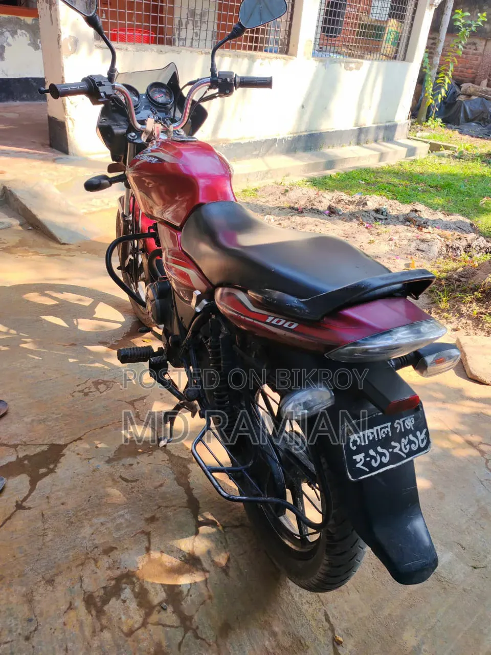 Bajaj Discover 100 2015 Red