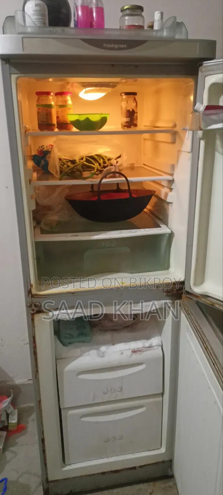 Used Good Condition Fridge, Selling Because I am Leaving the House