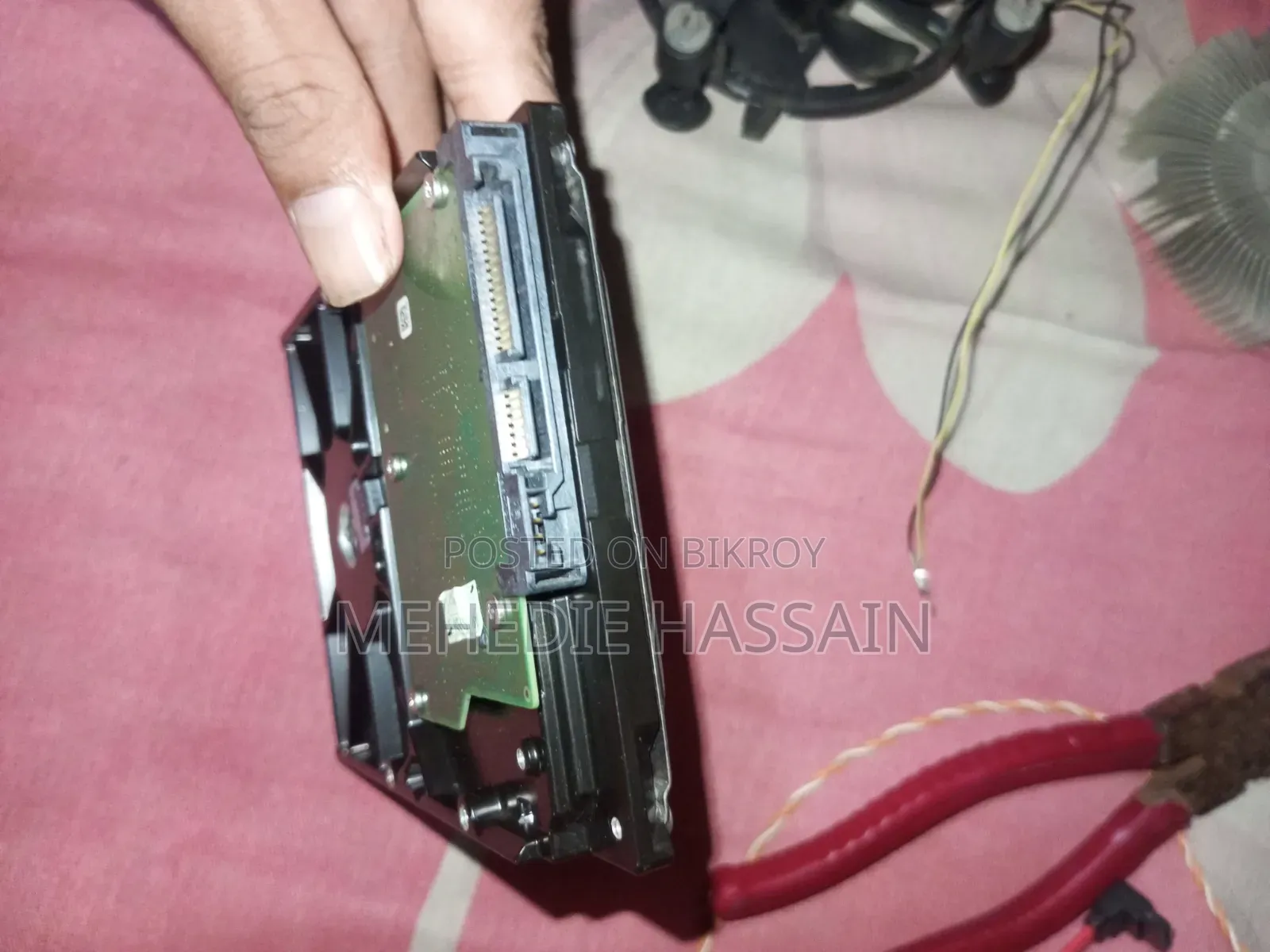 ৫০০ জিবির হার্ডডিক্স একদম ফ্রেশ আছে মেহেদী হাসান