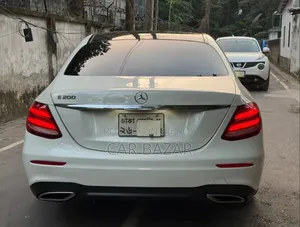 Mercedes-Benz E-Class 2016 White