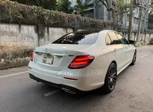 Mercedes-Benz E-Class 2016 White