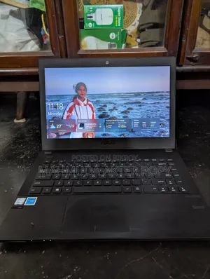 Laptop Asus P2430UA 4GB Intel Core i3 SSD 1T