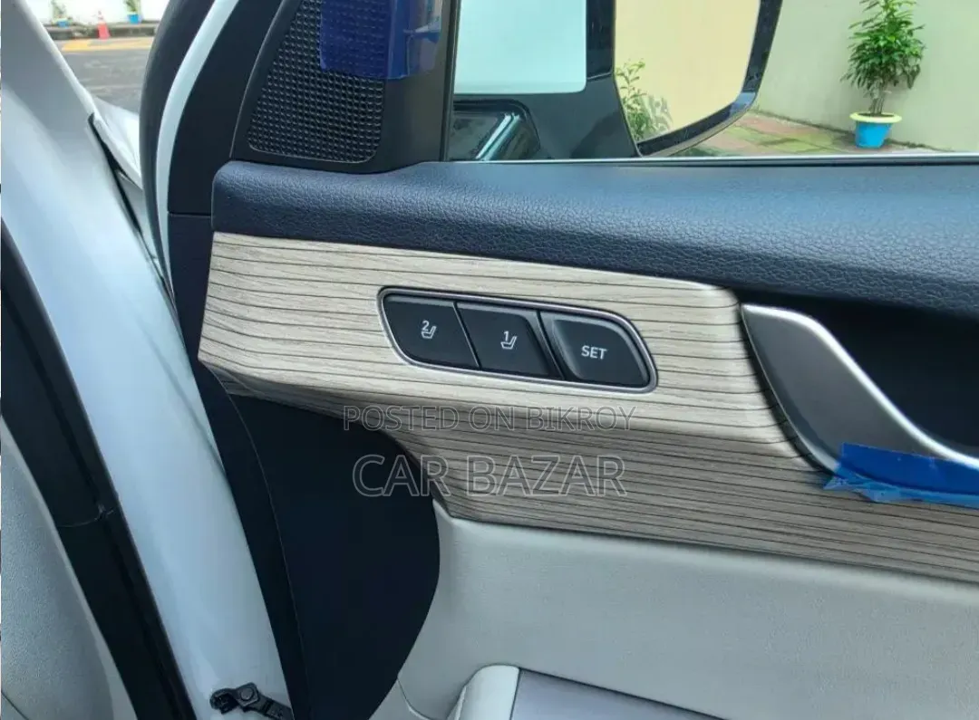 Hyundai Palisade Calligraphy 2022 White