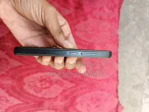 Symphony S72 Black