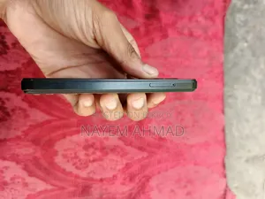 Symphony S72 Black