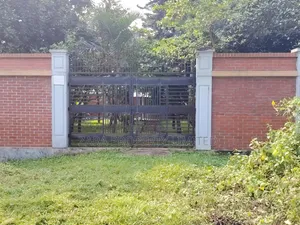 5 Katha South Facing in Sector 21 on a Low Budget