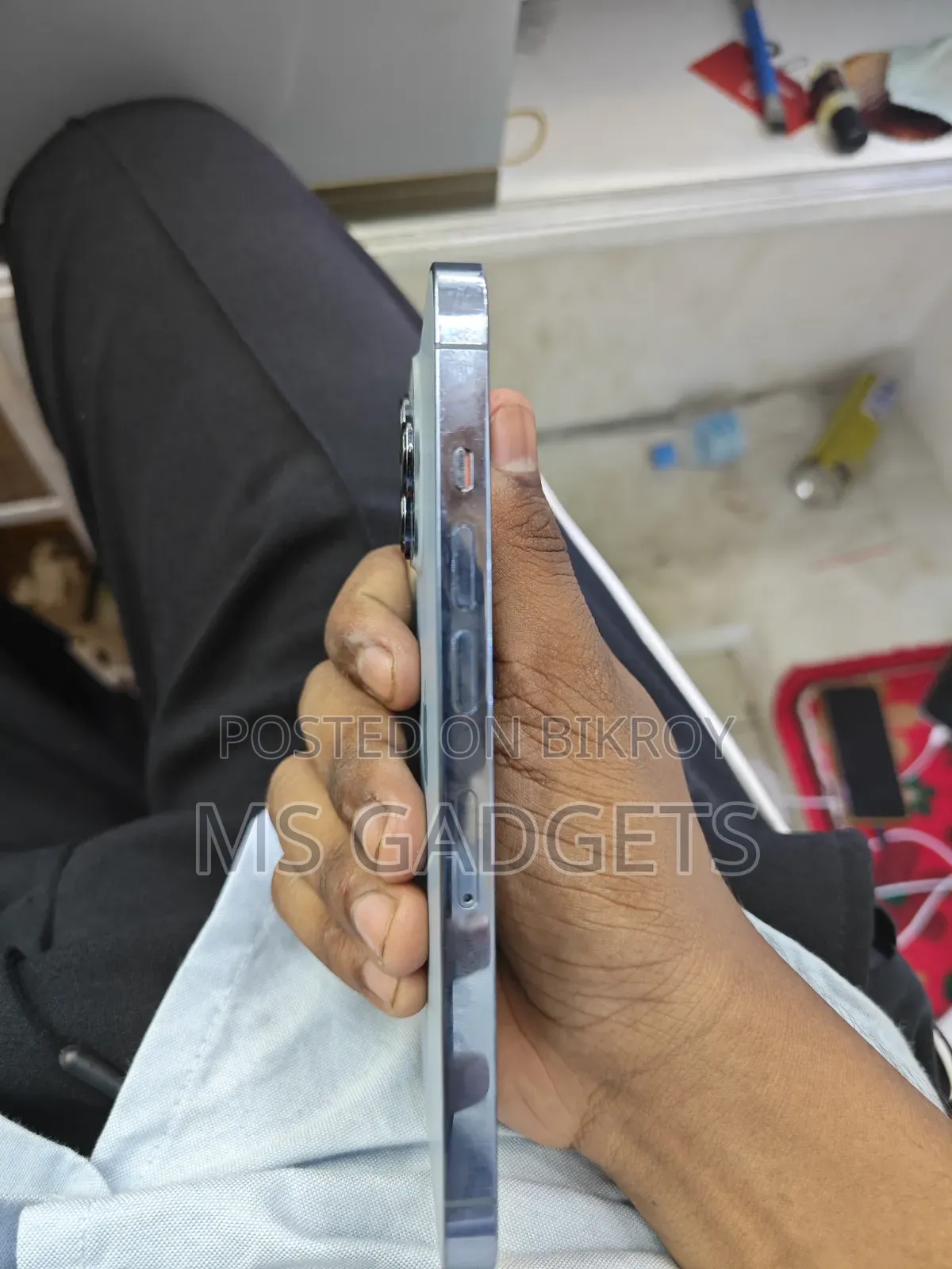 অ্যাপল আইফোন ১৩ প্রো ১২৮ জিবি নীল