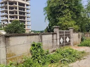 South-facing 7.5 katha in sector number 10