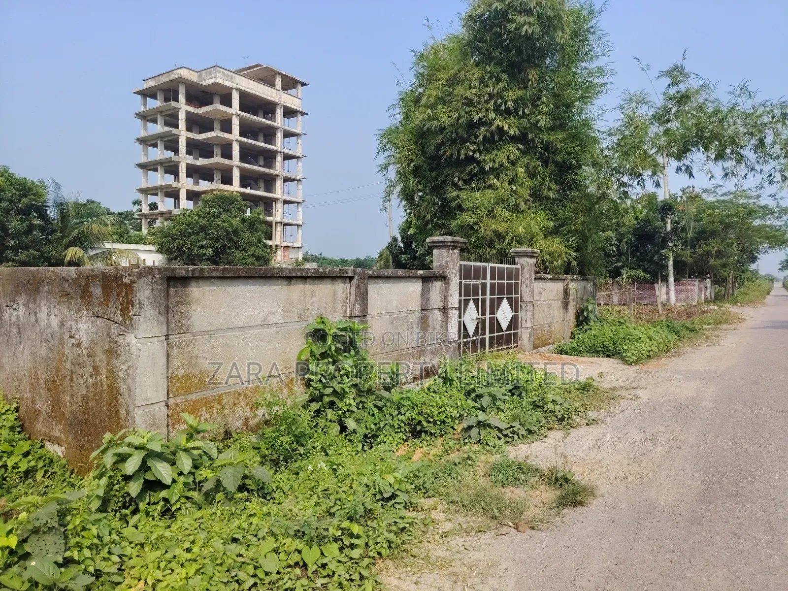 South-facing 7.5 katha in sector number 10