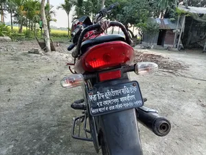 Bajaj Discover 135 2014 লাল