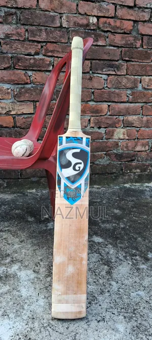 এসজি ইংলিশ উইলো ক্রিকেট ব্যাট বিক্রির জন্য জরুরি বিক্রি