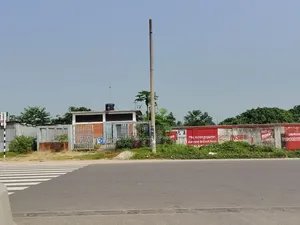 Corner 7.5 Katha Plot for Sale in Sector 17