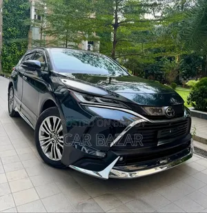 Toyota Harrier 2.0 2020 Black