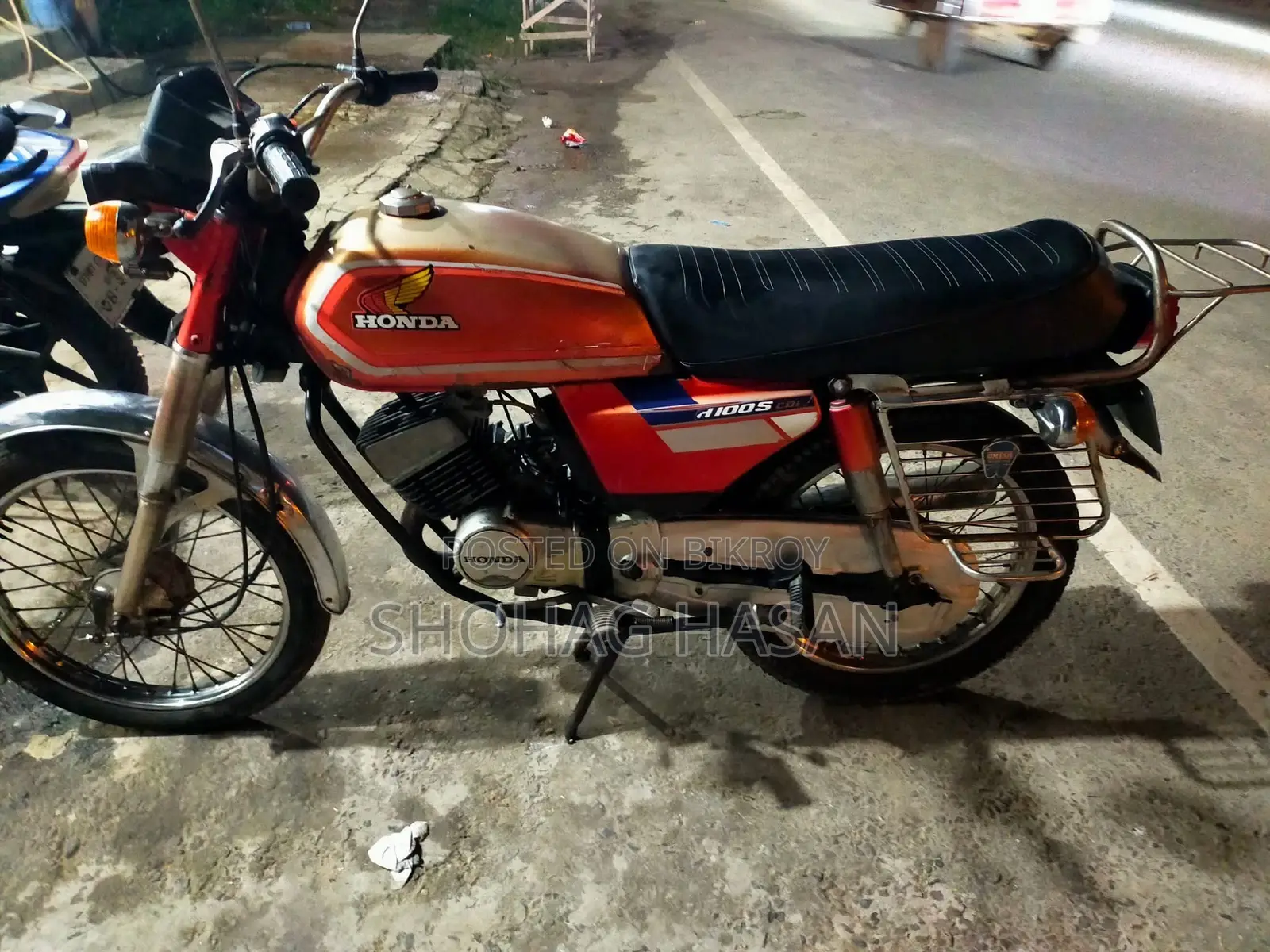 মোটরসাইকেল ২০০৪ রেড