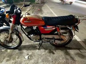 মোটরসাইকেল ২০০৪ রেড