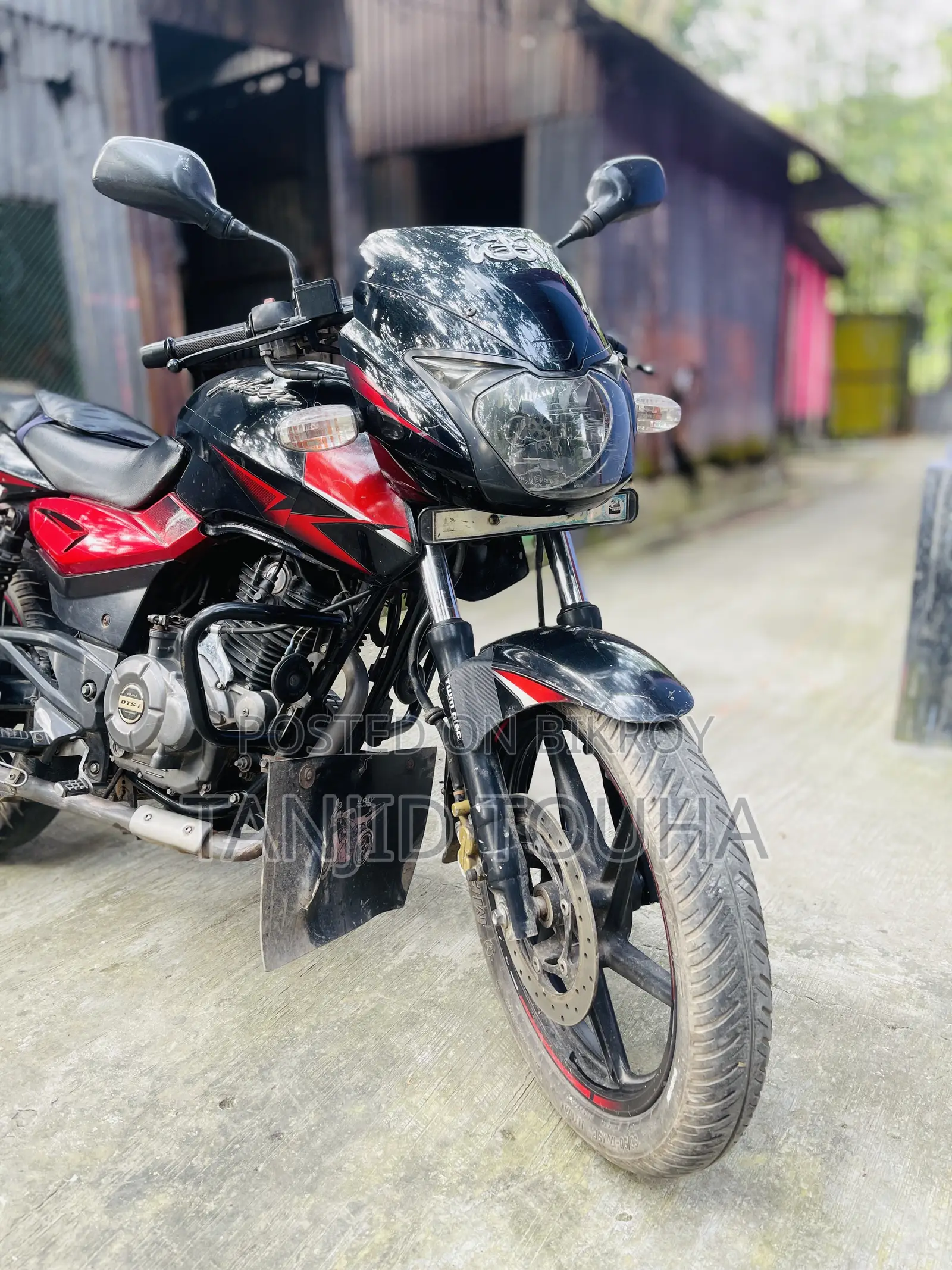 Bajaj Pulsar 150 2019 Red