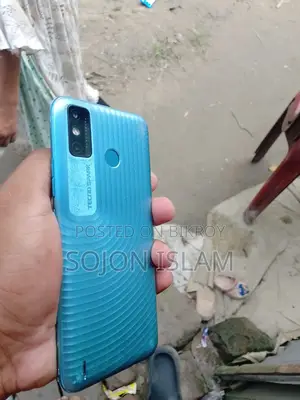 টেকনো স্পার্ক গো ৬৪ জিবি