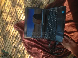 New Laptop Dell Inspiron 14 4GB Intel Core i5 HDD+SSD 500GB