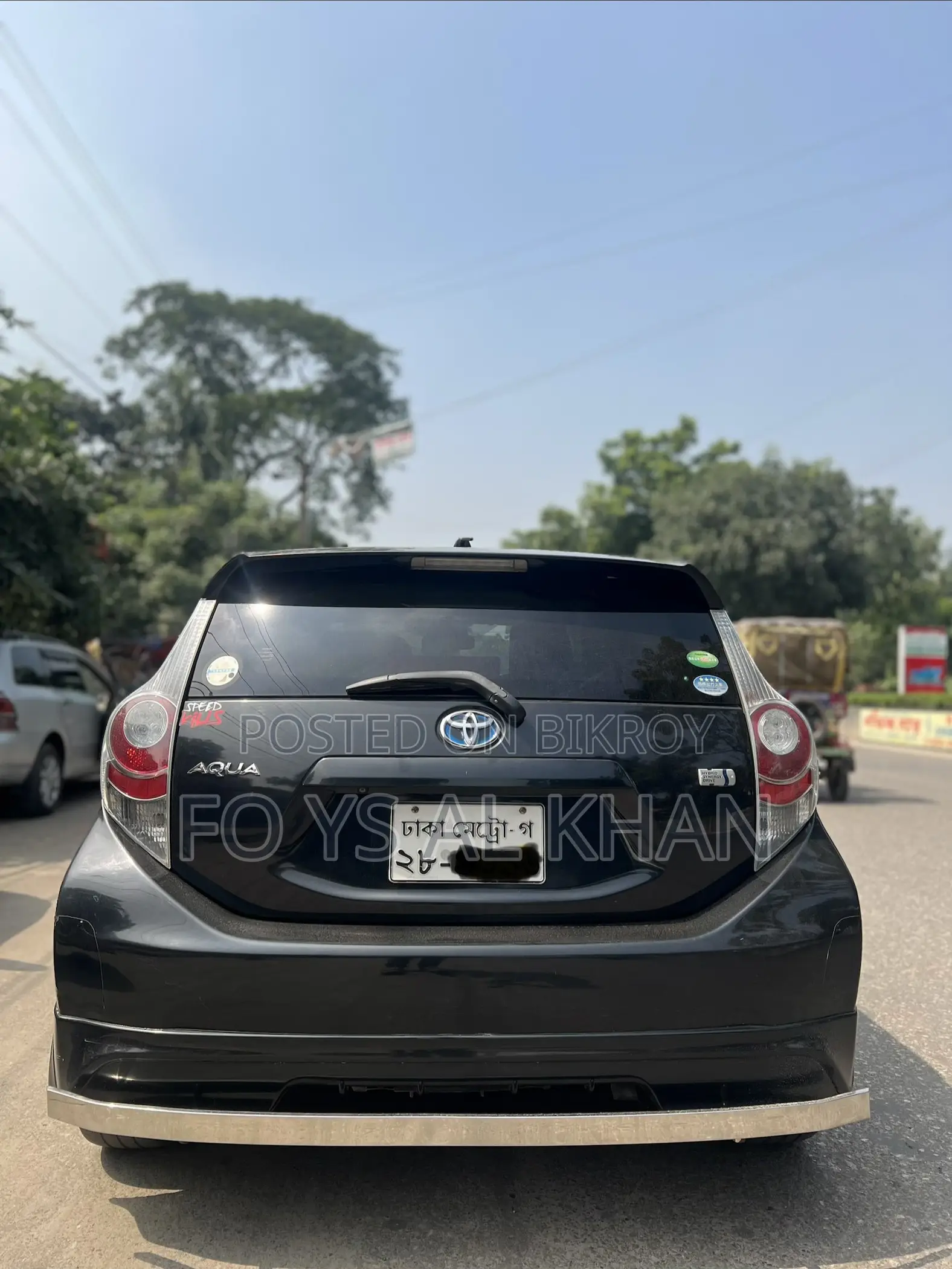 টয়োটা অ্যাকুয়া ২০১২ কালো