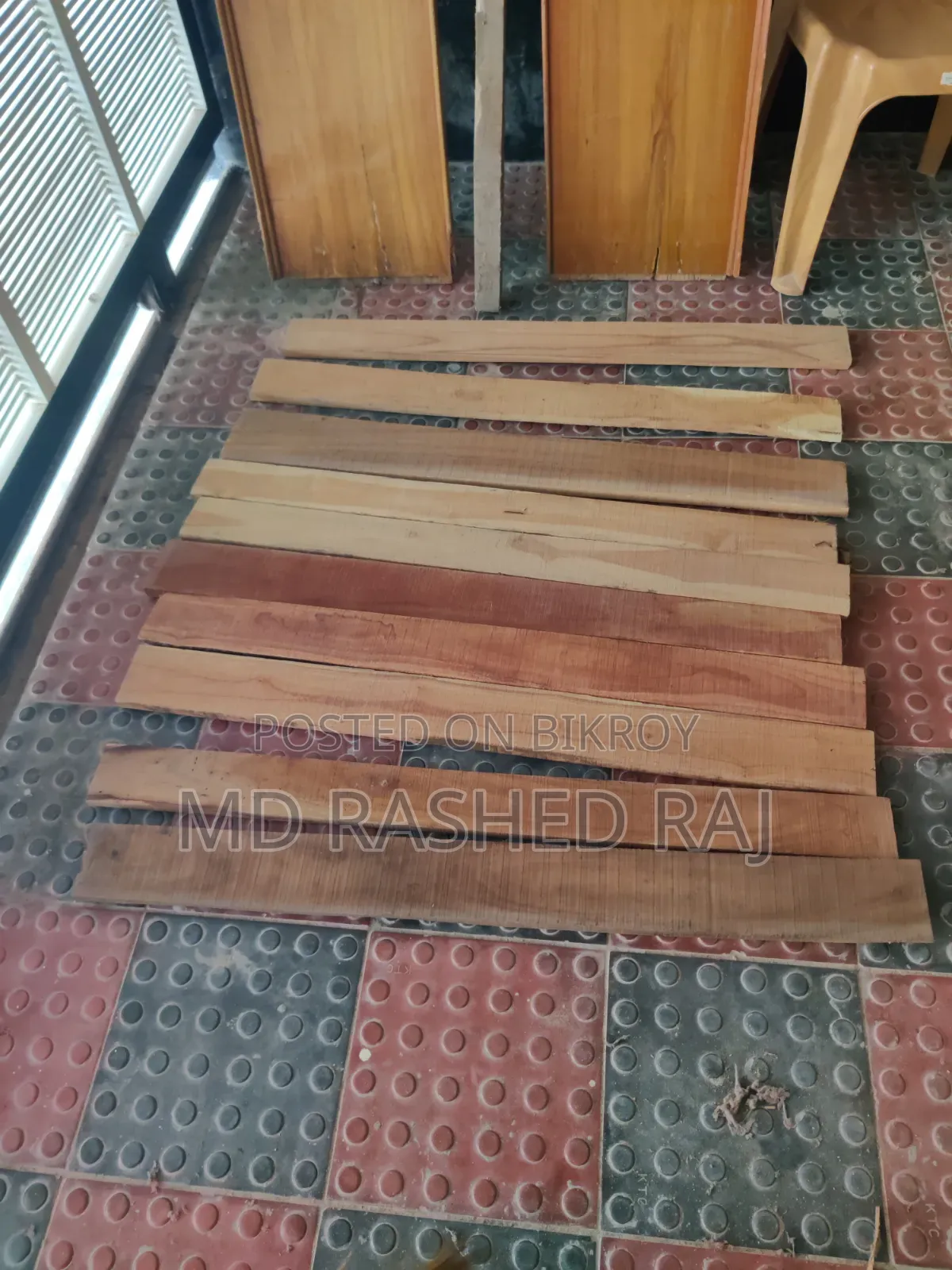 Small double box bed