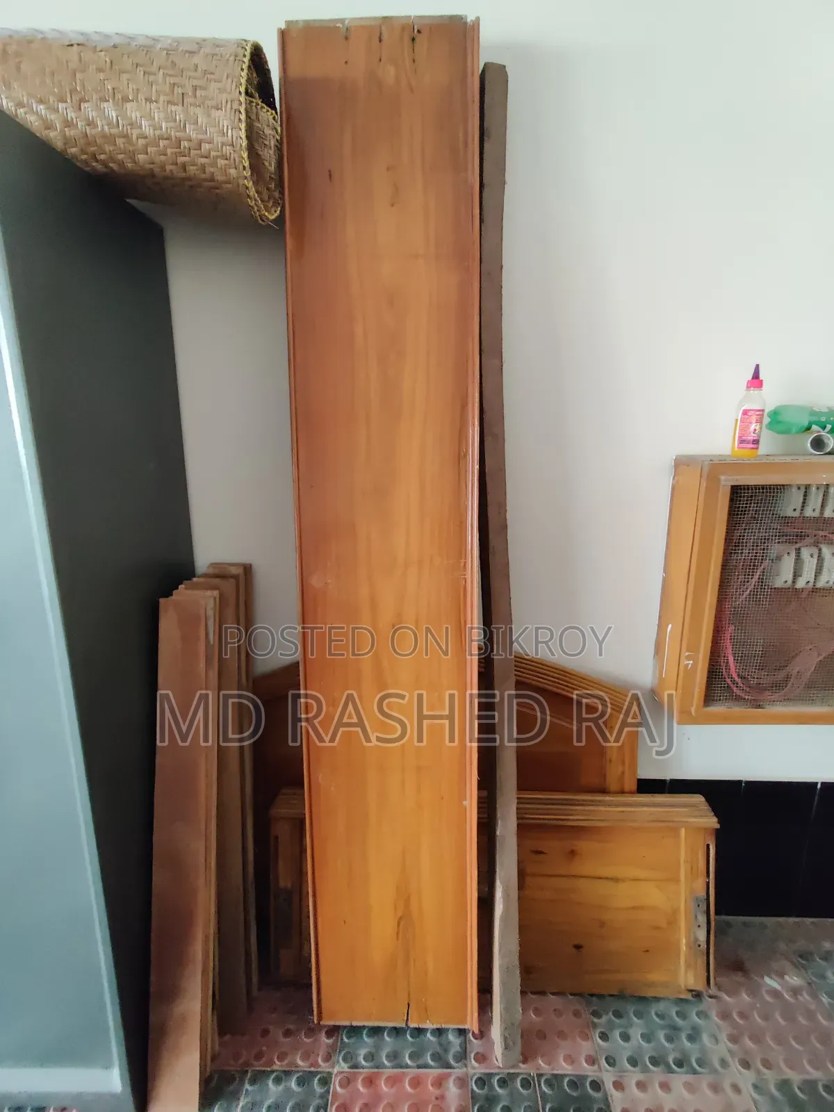 Small double box bed