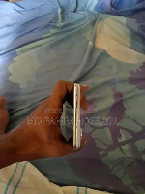 Tecno Camon 40 256 GB Silver