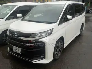 Toyota Noah 2023 Pearl